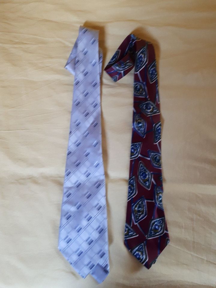 2 Krawatten 70er Jahre in Bad Salzdetfurth
