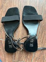 Luc Besson Sandalen, Sandaletten, Gr.37 1/2, Edel, Designer Schuh Bremen - Schwachhausen Vorschau
