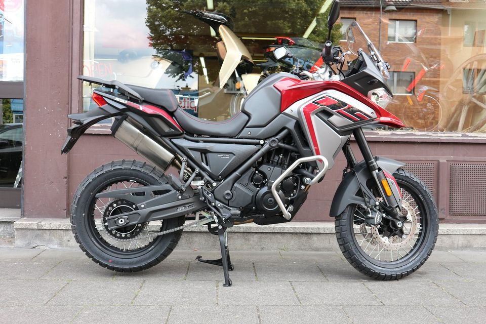 Motorrad  VOGE Adventure 650DSX rot 47PS 1 Zylinder NEU in Köln