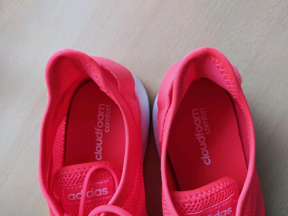Adidas Sportschuhe Freizeit Sneaker Schuhe in Bonn