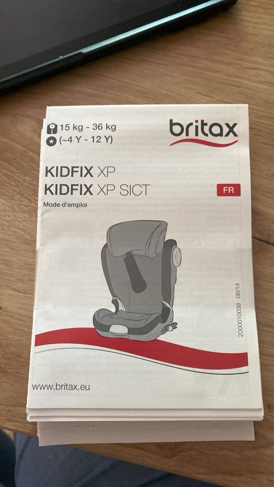 Kindersitz Römer Kidfix XP SICT Crown Blue in Hamburg