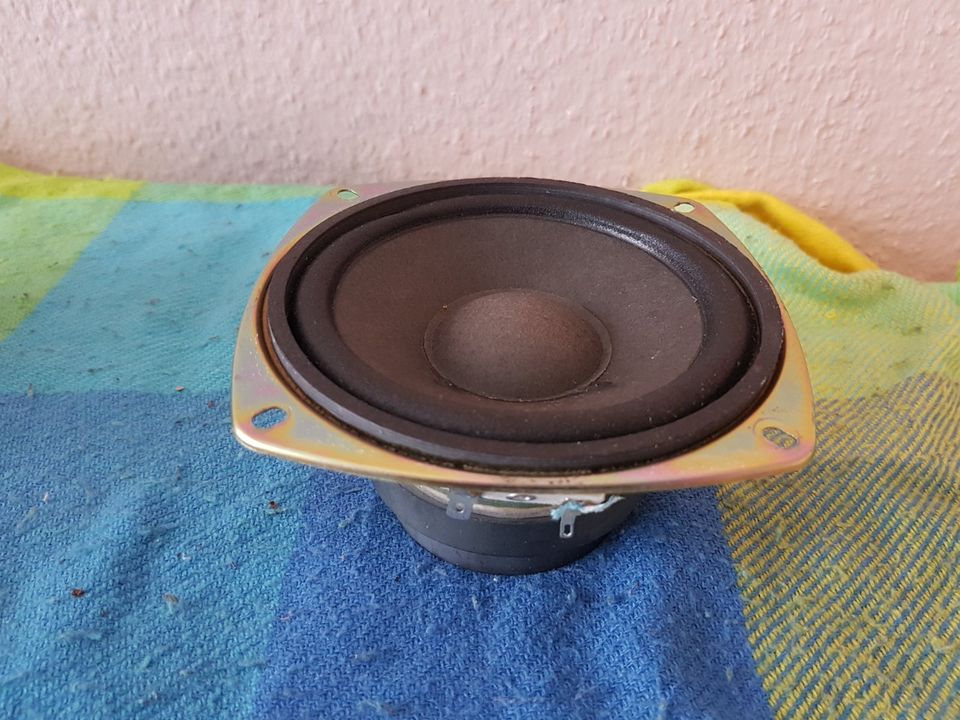 Tieftöner 002318200 Subwoofer Lautsprecher 13 cm 60 Watt 6 OHM in Sachsen -  Ostrau | Lautsprecher & Kopfhörer gebraucht kaufen | eBay Kleinanzeigen ist  jetzt Kleinanzeigen