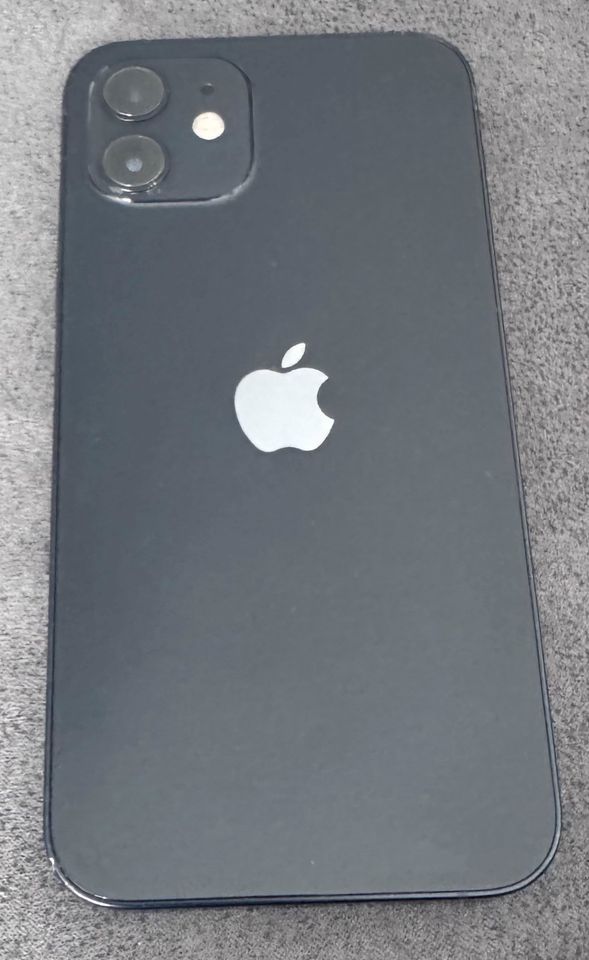 iPhone 12 128 GB schwarz in Düsseldorf