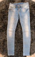 Jeans, Größe 25, top Zustand Hessen - Gudensberg Vorschau