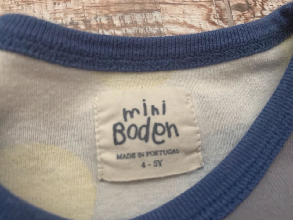 Mini Boden Shirt Blumen Gr. 104/110-SEHR GUTER ZUSTAND! in Solingen