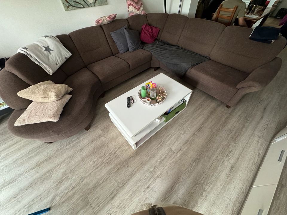 Couch mit Tisch in Bocholt