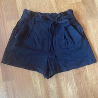 Bershka Shorts schwarz - Gr. XS Brandenburg - Kleinmachnow Vorschau