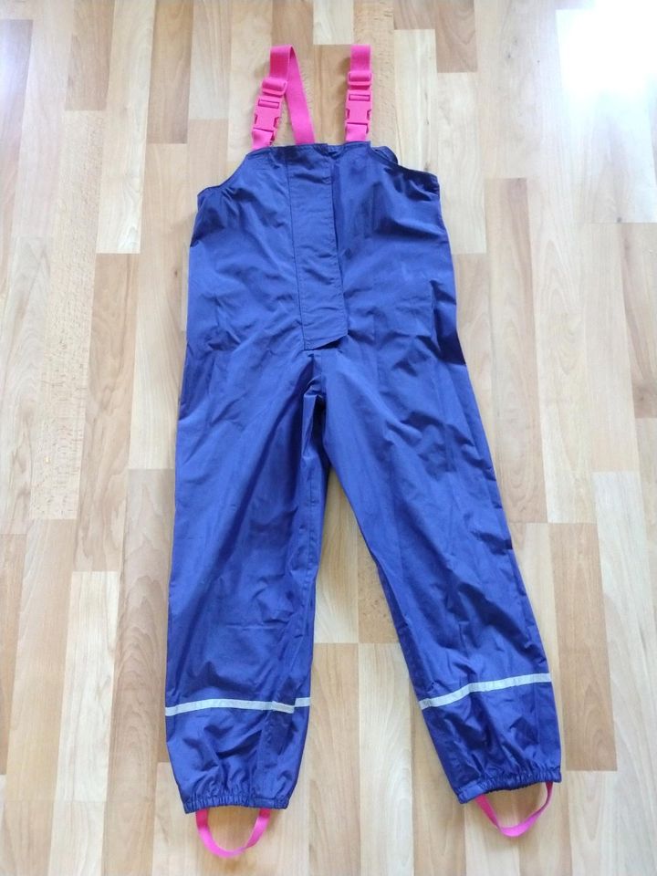 Regenjacke 134/140 + Hose 122/128 Mädchen NEU Matschsachen in Niedersachsen  - Rastede | eBay Kleinanzeigen ist jetzt Kleinanzeigen