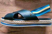 Tommy Hilfiger Sandalen/ Sommerschuh Gr. 40 Berlin - Biesdorf Vorschau