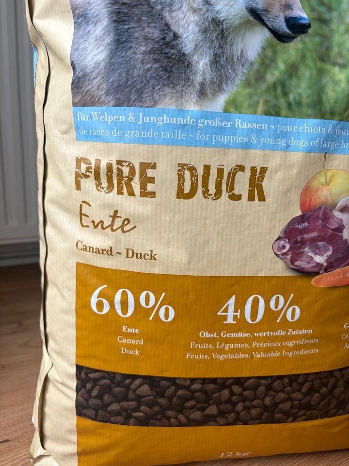 Real Nature Wilderness Pure Duck 12 kg Junior Maxi NEU in Hamburg