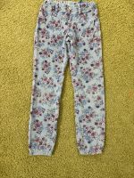 Benetton Hose Feinkord Floral Blumen bunt Gr 128 136 142 Dresden - Loschwitz Vorschau