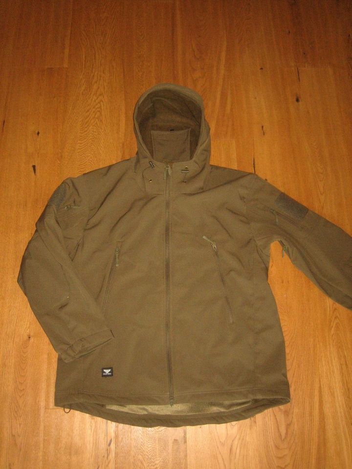 Softshelljacke Windjacke Jacke Outdoor Gr. XXL Herren khaki NEU in Biberach an der Riß