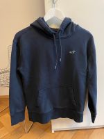 Hollister Hoodie XS in dunkelblau Neuhausen-Nymphenburg - Neuhausen Vorschau