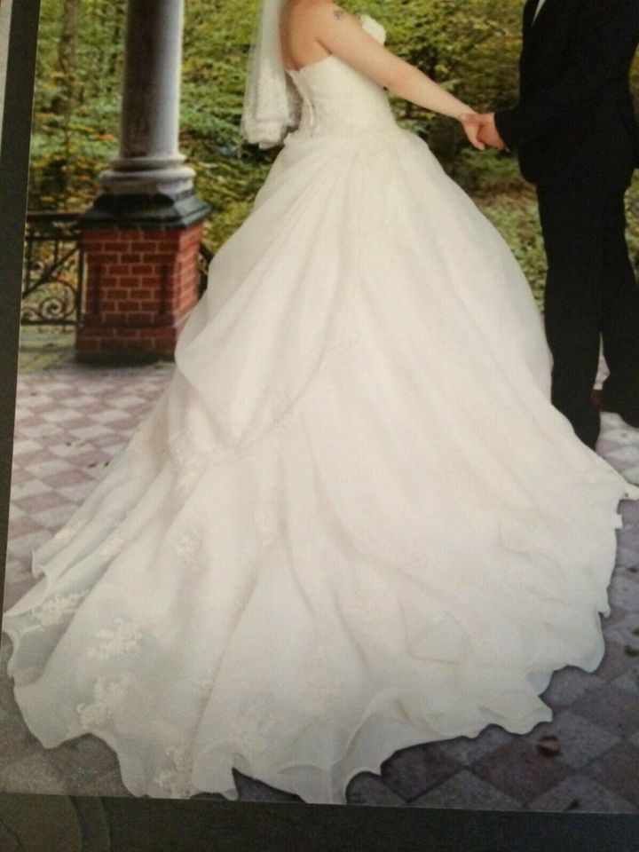 Brautkleid Hochzeitskleid Elfenbein ivory offwhite creme 36-38 in Bremen