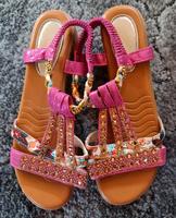 NEUE pinke bequeme Sandalen Größe  38 mit Glitzer Hessen - Lohfelden Vorschau