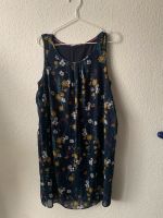 Kurzarm Midi Sommer Kleid Chiffon mit Blumenmuster blau Gr.M Nordrhein-Westfalen - Bornheim Vorschau