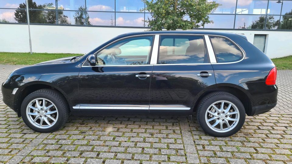 Porsche Cayenne S in Leonberg