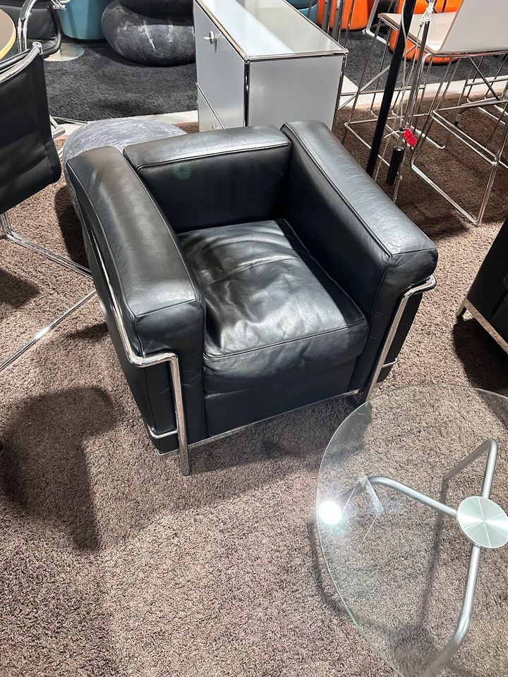 Cassina LC 2 Sessel in Rodgau