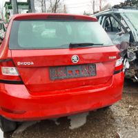 Skoda Fabia 3  Schrägheck Stossstange hinten Rot uni Thüringen - Pössneck Vorschau