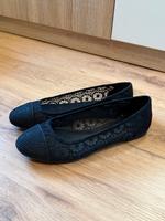 Ballerinas mit Spitze, schwarz, top Zustand Thüringen - Ponitz Vorschau
