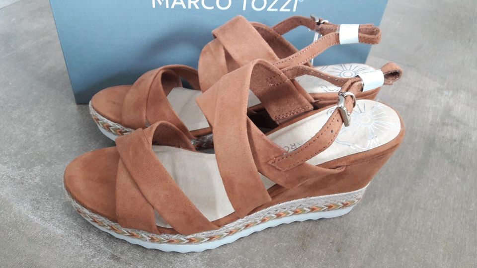 Marco Tozzi Sandalen Sandaletten keil damen Größe 38 neu braun in Usedom