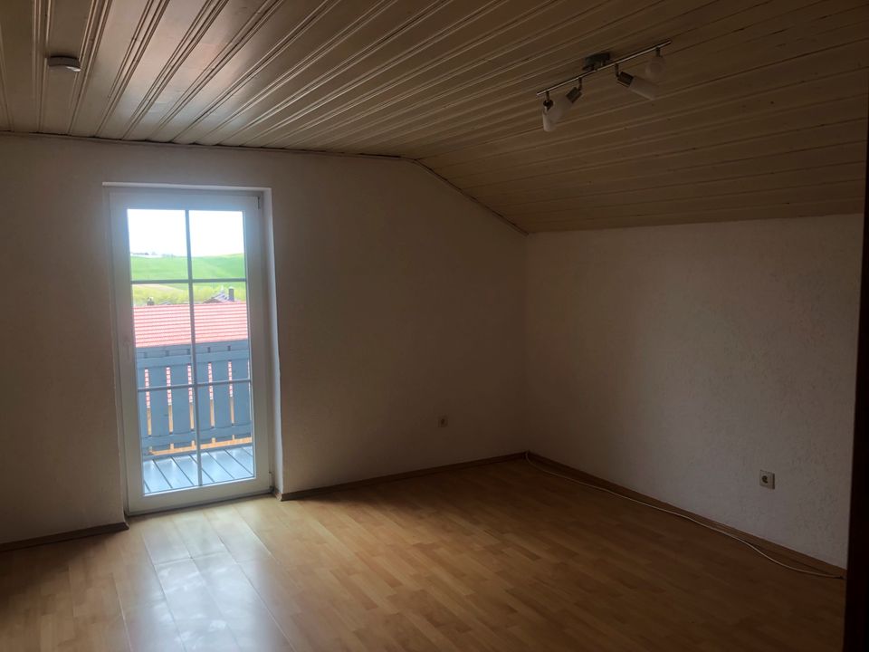 Vermietete 3-Zimmer-Dachgeschosswohnung Hutthurm in Hutthurm