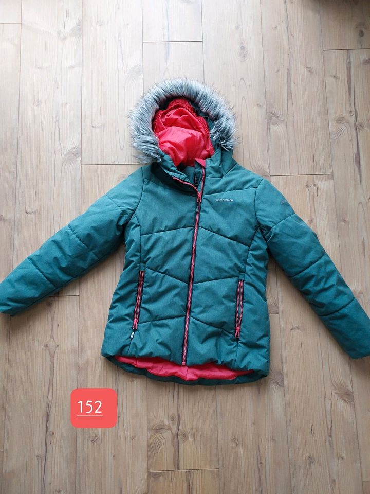 Winterjacke ICEPAEK Gr. 152 in Neustadt