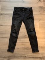 Original Noisy May Damen Jeans Gr. 30/32 Grau schwarz Denim Hose Frankfurt am Main - Eschersheim Vorschau