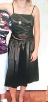Damen Kleid Damenkleid Cocktailkleid Größe 38 schwarz Hessen - Steinau an der Straße Vorschau