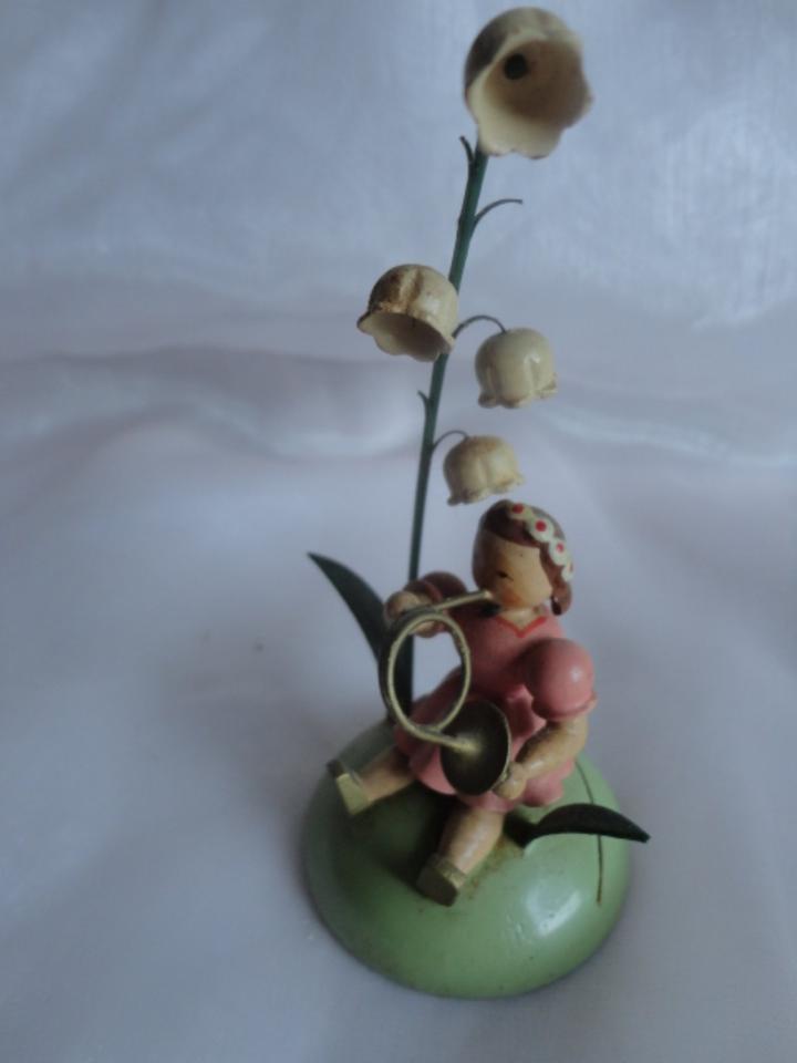 Blumenmädchen Erzgebirge Blasinstrument – 10cm hoch – Holz Figur in Rostock