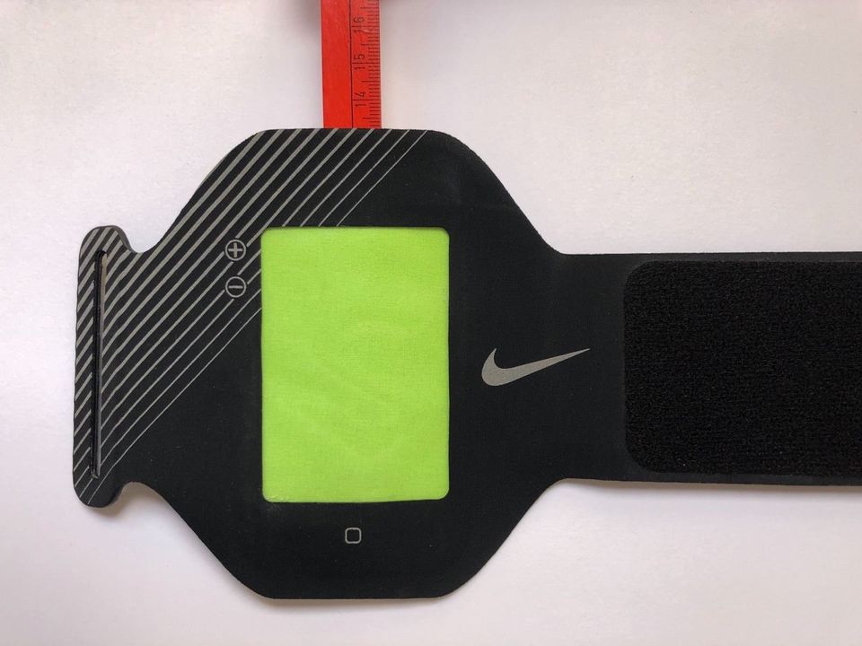 NIKE Running Armtasche Armband Apple ipod Case in Malchin