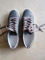 Tommy Hilfiger Damen Schuhe in Größe 37 Bayern - Gaimersheim Vorschau