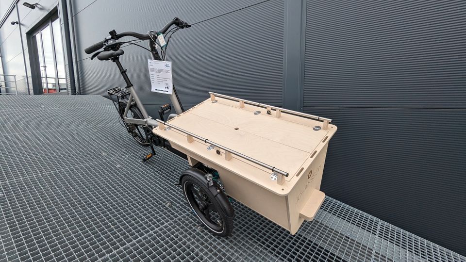 JOHANSSON OSCAR S Lastenrad mit Box in Neumarkt i.d.OPf.