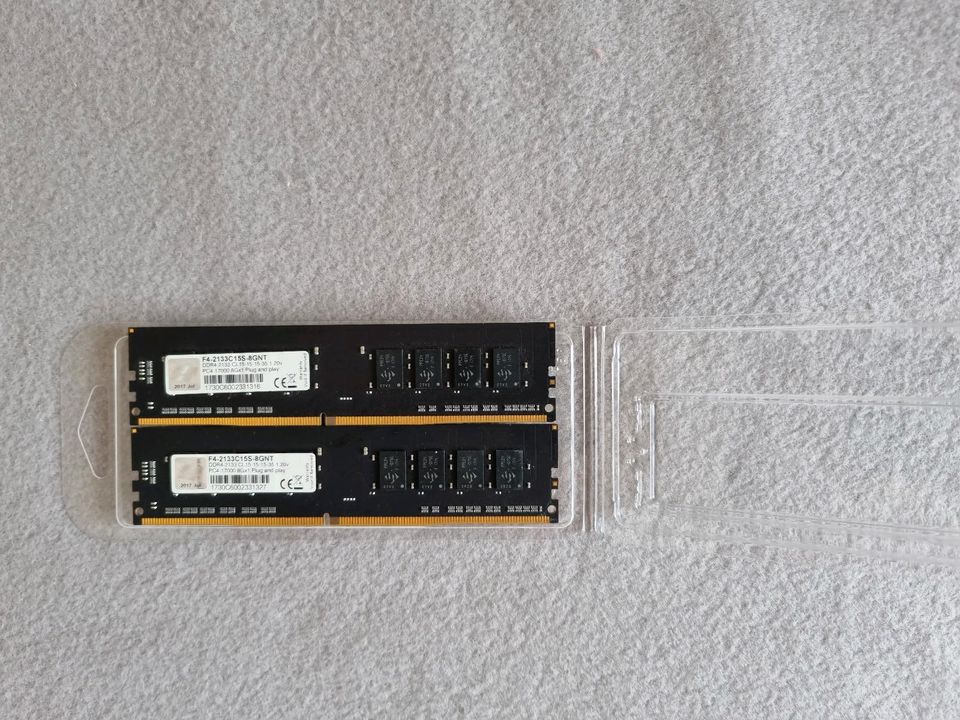 16 GB (2 x 8) DDR 4 2133 CL in Neuss