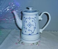 alte Tee / Kaffeekanne indisch blau Strohblume Sachsen - Wurzen Vorschau