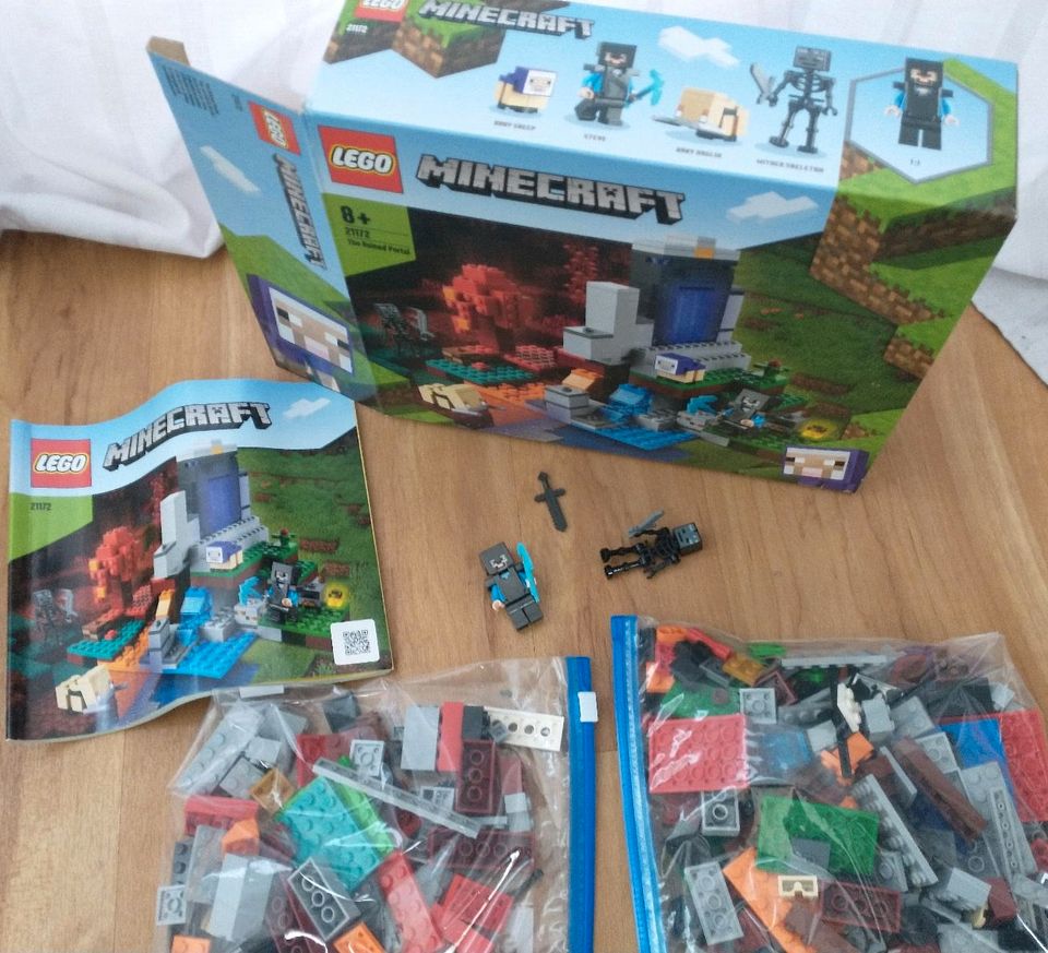 LEGO® MINECRAFT™ 21172 Das zerstörte Portal in Offenburg
