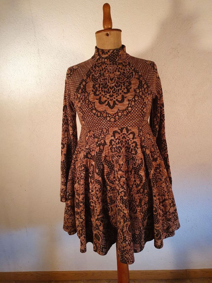 Minikleid Free People XS brau Muster Hippie in Dachwig