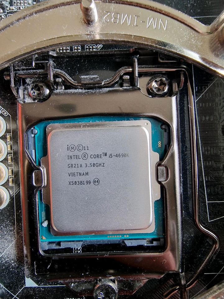 Intel 4690K mit Motherboard/Mainboard und 16GB Kingston RAM in München