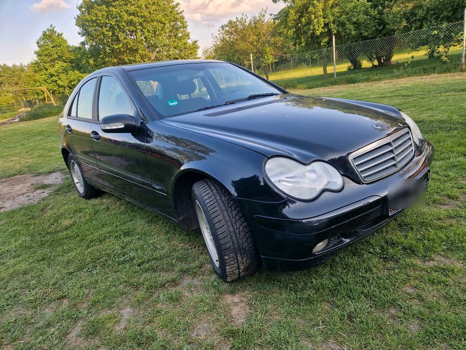 Mercedes Benz W203 C 180 Kompressor in Nordhastedt