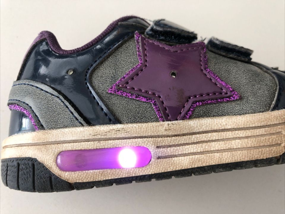 Walkx kids Mädchen Sneakers Größe 26 mit Blinken in Wallenhorst