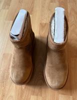UGG Boots Classic Mini Platform Gr. 40 / NEU Düsseldorf - Eller Vorschau