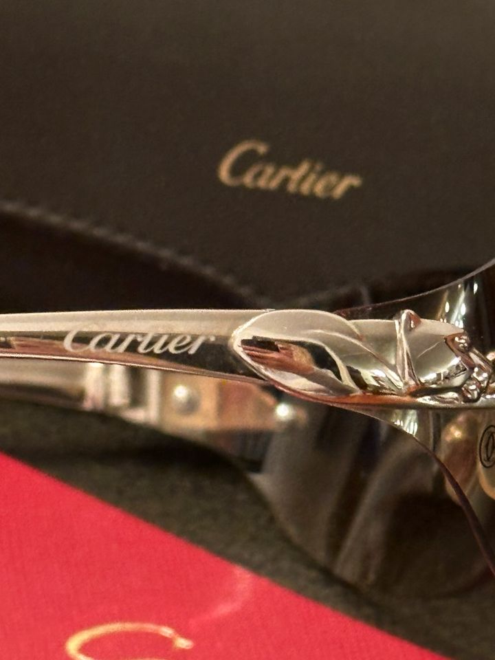 Cartier Panthere Sonnenbrille/ Silber/ Top+ Original in Niederkassel