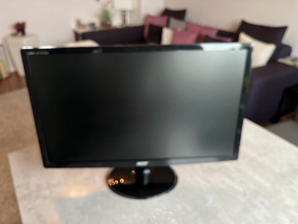 Acer LCD Monitor S 24 in Maintal