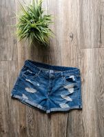 ✿  H&M Shorts Jeans kurze Hose Risse Gr. 42 /XL TOP! ✿ Baden-Württemberg - Heilbronn Vorschau