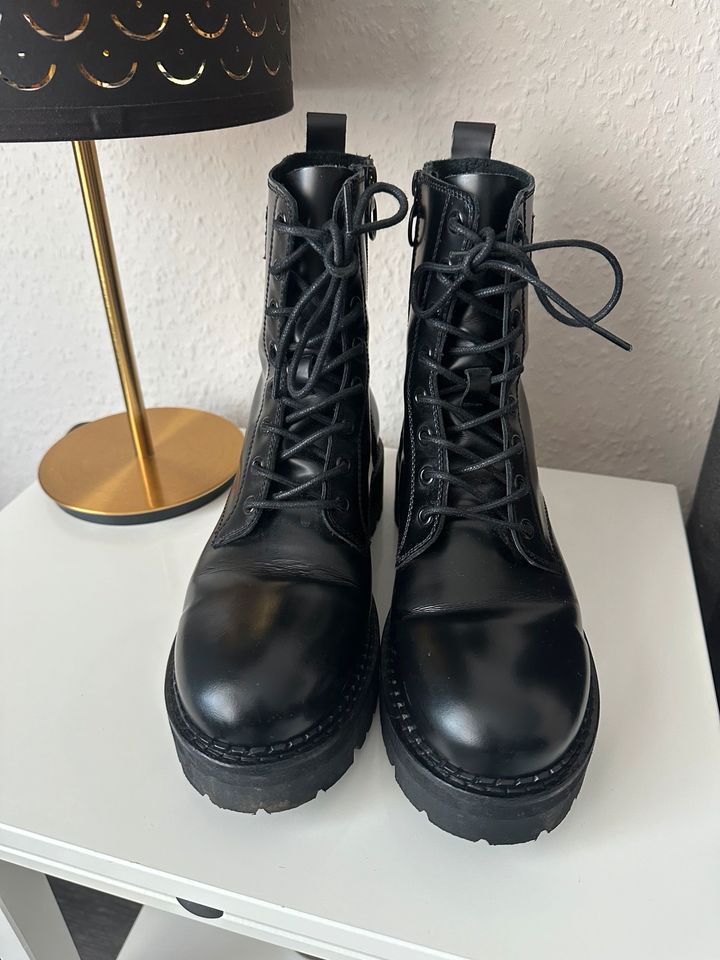 Tommy Hilfiger Stiefel in Jena