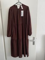Neues braunes kariertes Midikleid Maxikleid hijab tesettür Nordrhein-Westfalen - Meerbusch Vorschau