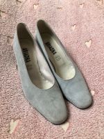 Ariadna Pumps Grau Echtleder Leder 38 Schuhe Rheinland-Pfalz - Unkel Vorschau