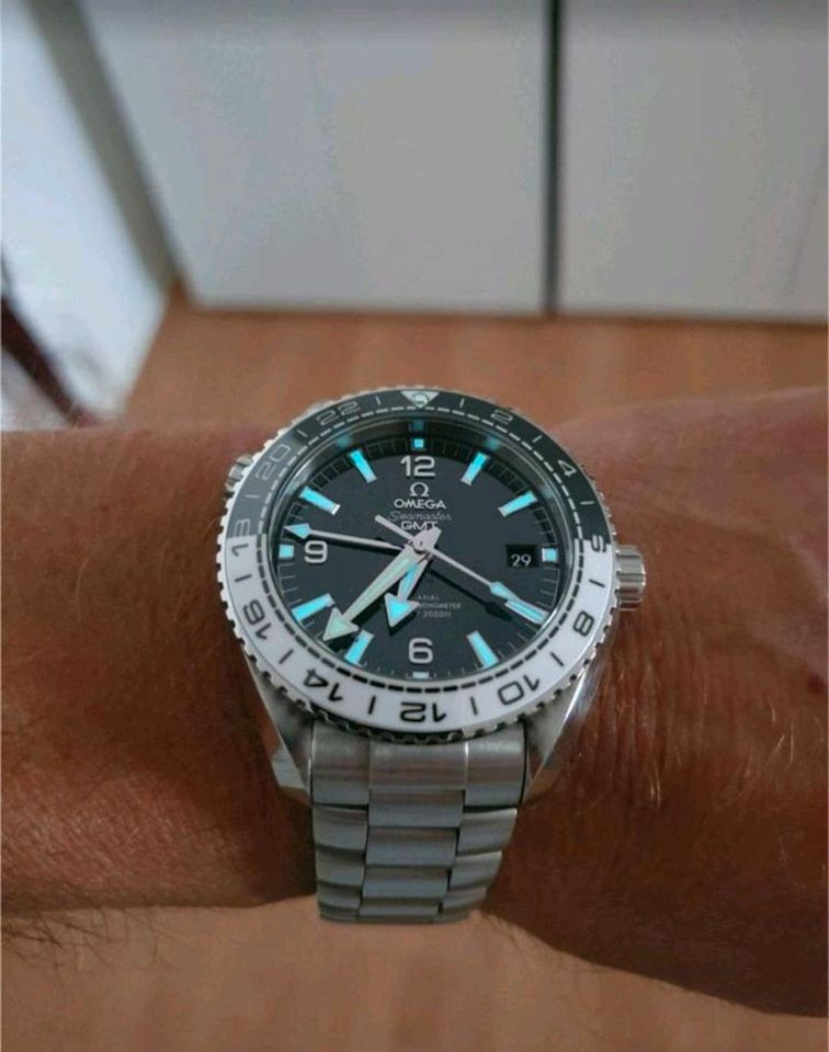 Omega Planet Ocean GMT 215.30.44.22.01.001 in Saarlouis