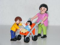 PLAYMOBIL 4782 Schwanger Mutter Mama Baby Kinderwagen Buggy Junge Niedersachsen - Bippen Vorschau