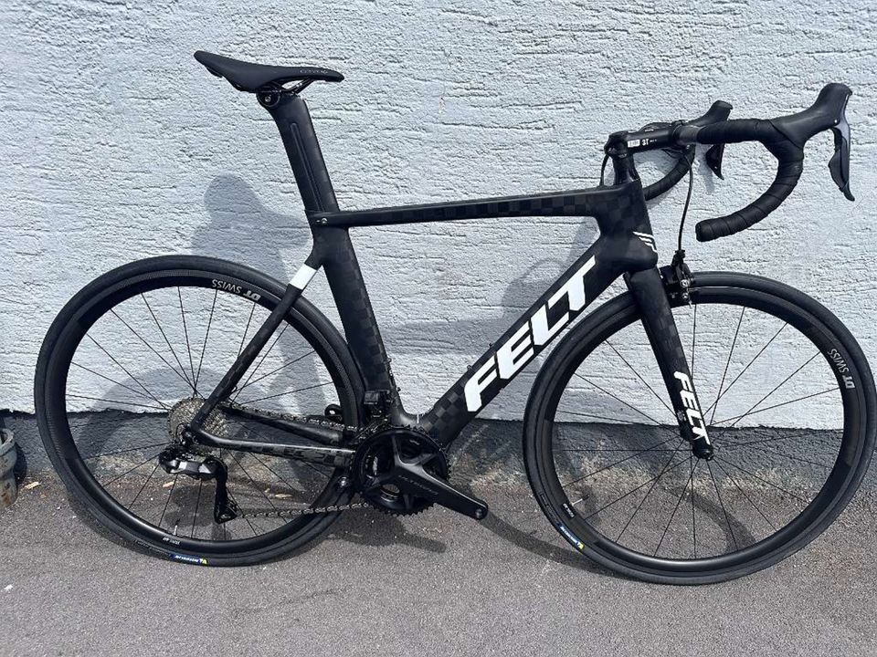 Felt AR FRD Ultegra Di2 2x12 Carbon Laufradsatz NEU statt 9500,- in Piding